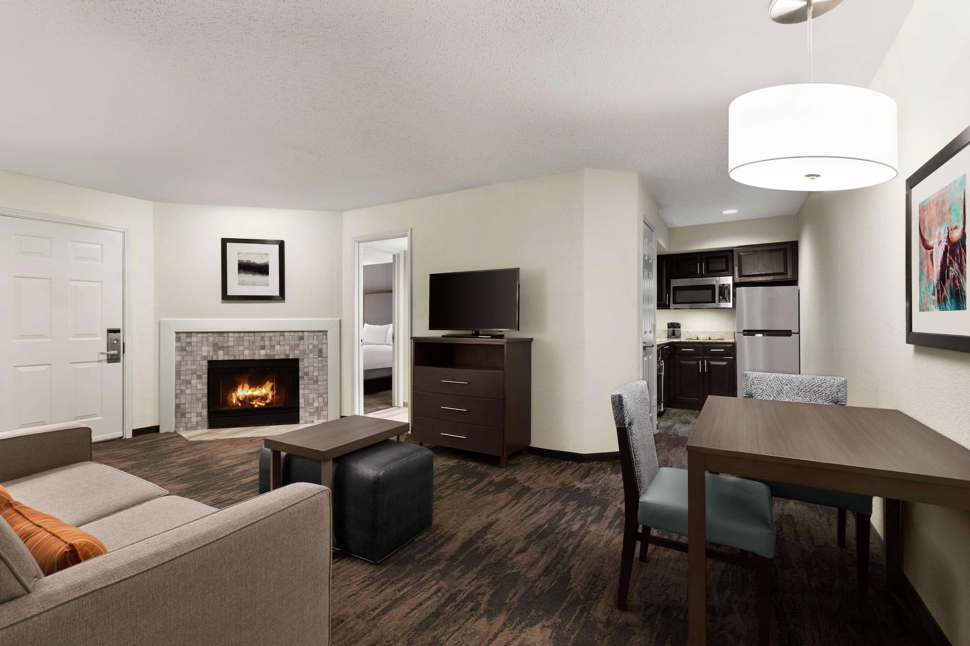 Addison Suites Exterior foto